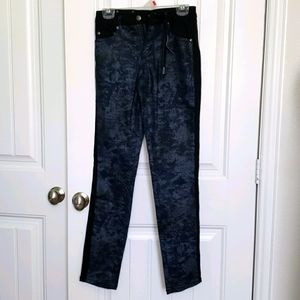 Tru Luxe blue jeans